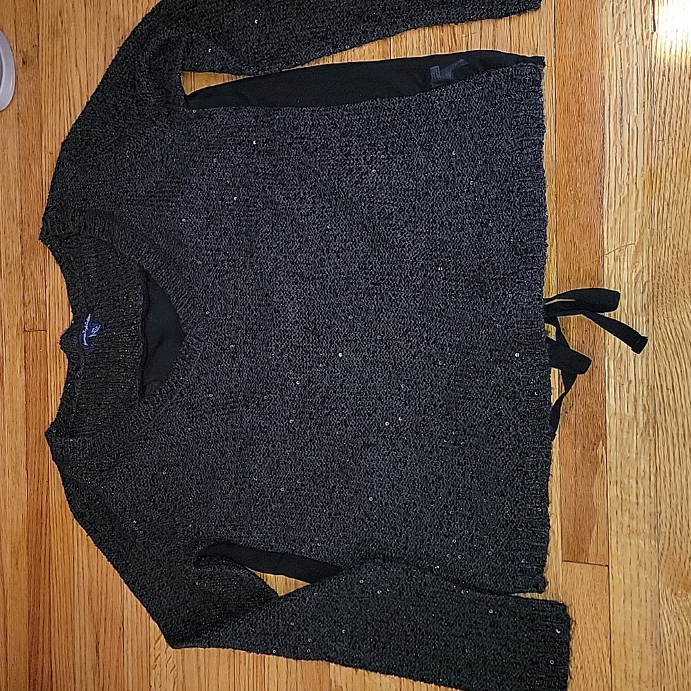 American Eagle sweater